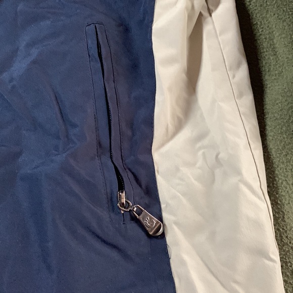 Men’s Air Force jacket w/ fleece lining. Armpit to armpit approx. 26 1/2 inches - Picture 5 of 14